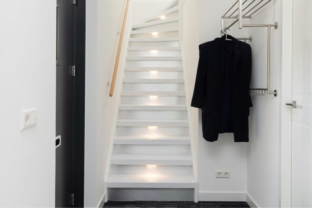 Nieuwbouwtrap na renovatie